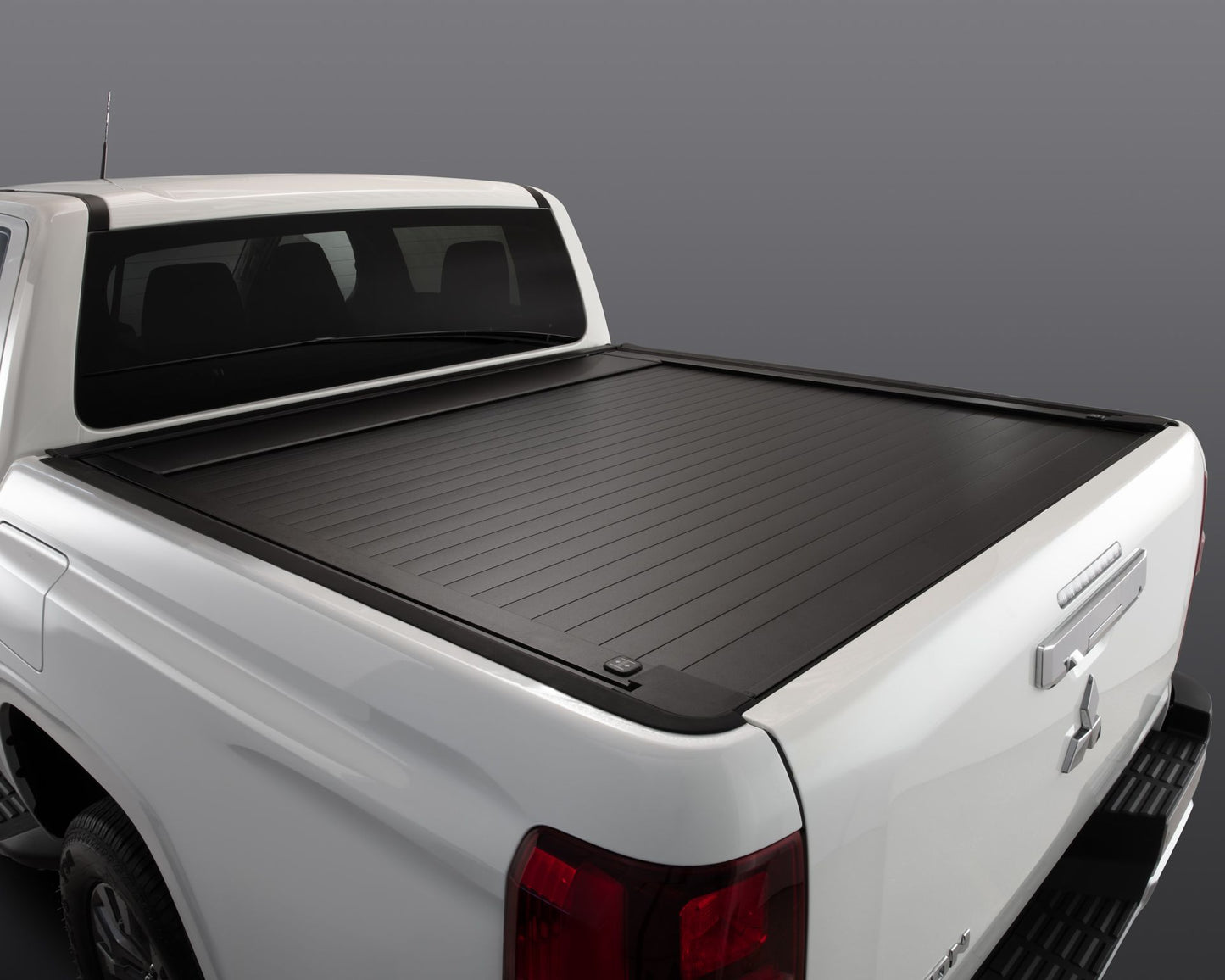 Mitsubishi Electric Tonneau Cover without Spoiler MZ350798